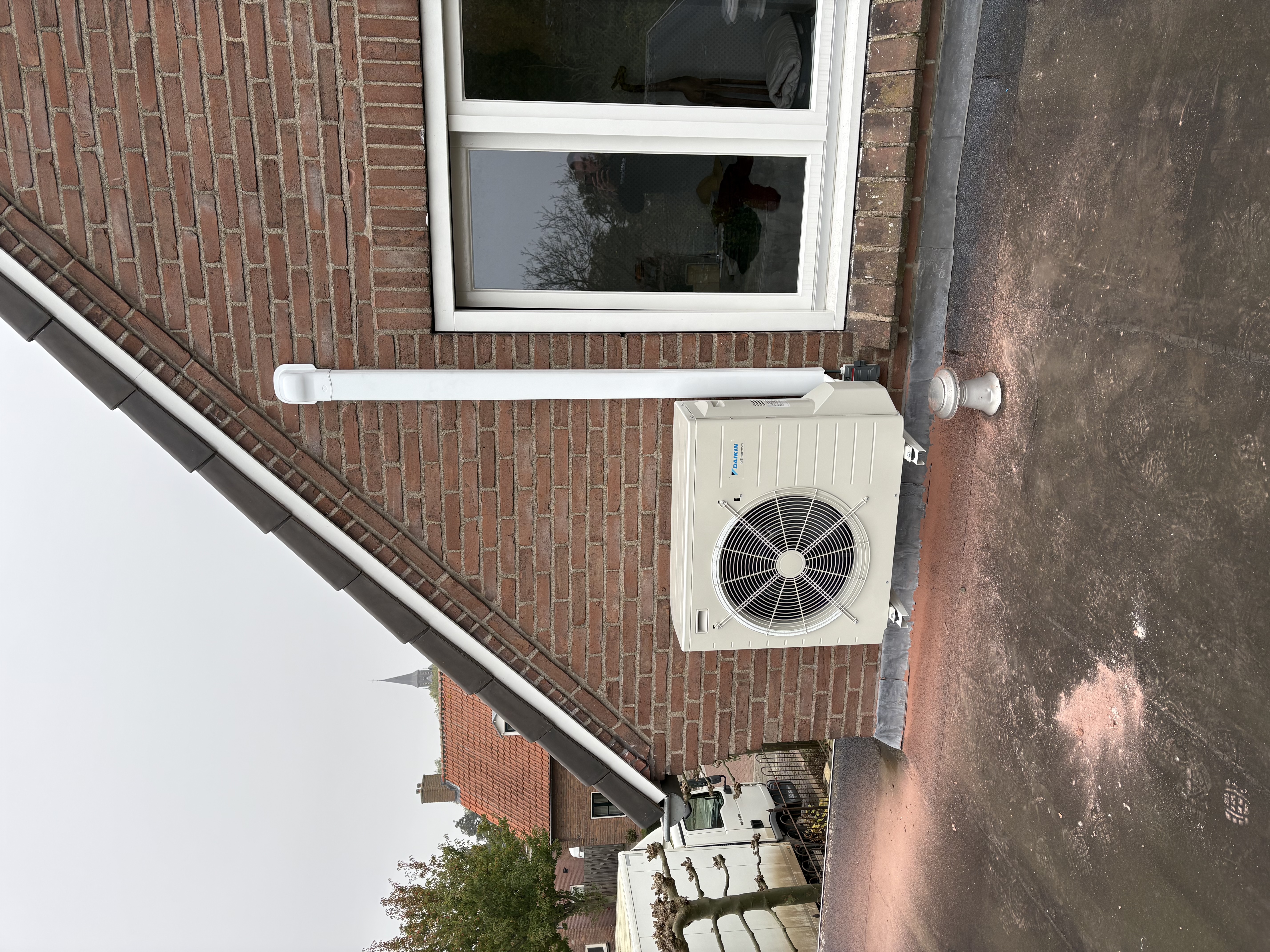 Daikin warmtepomp dak